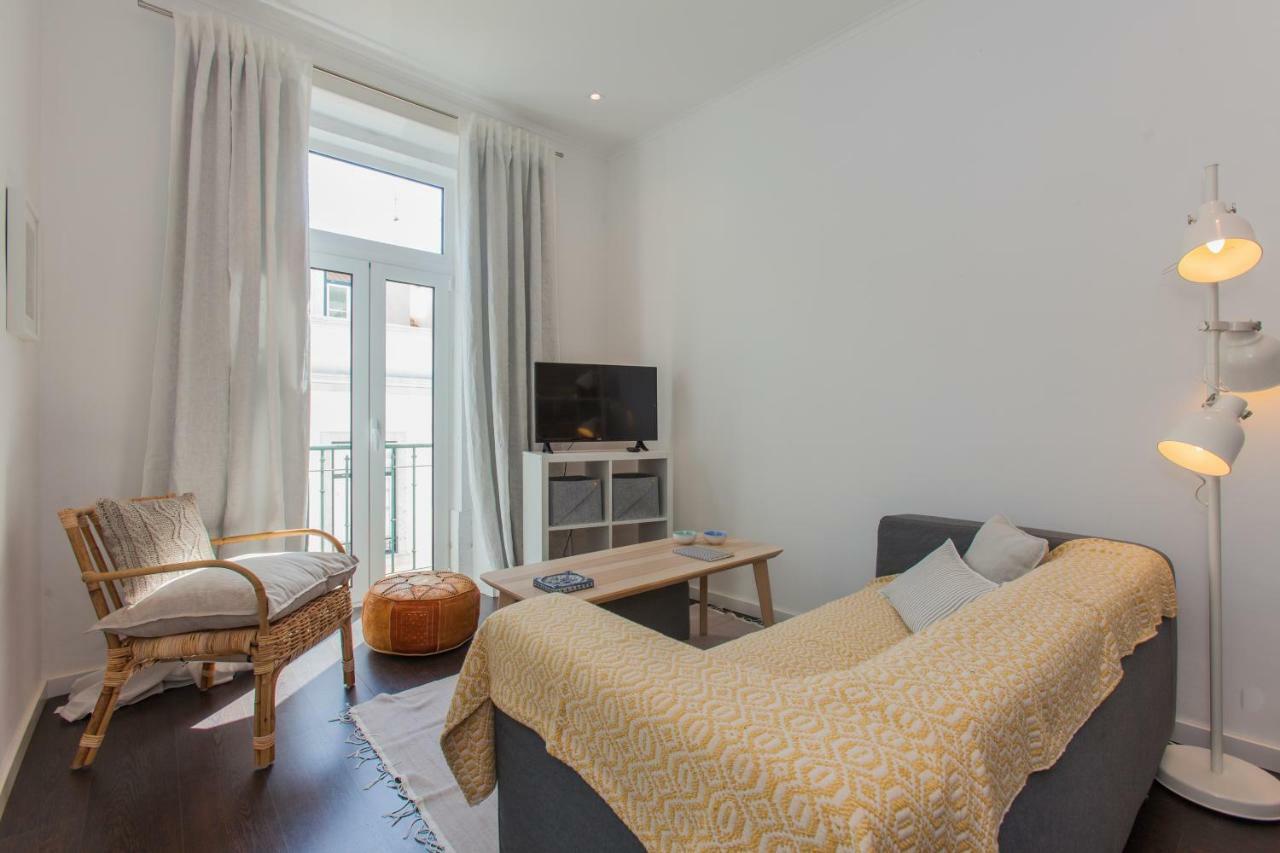 Typical Light Filled Graca Apt W Ac, By Timecooler Lisbon Exterior photo